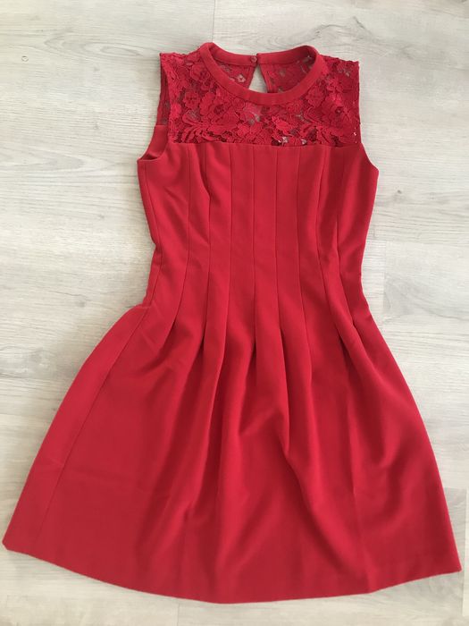 Дамски  рокли S/M, без забележки