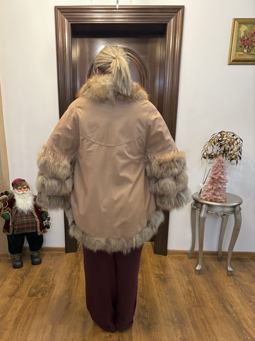 Geaca de piele naturala cu blana de vulpe