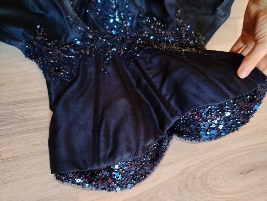 Бална тъмно синя рокля