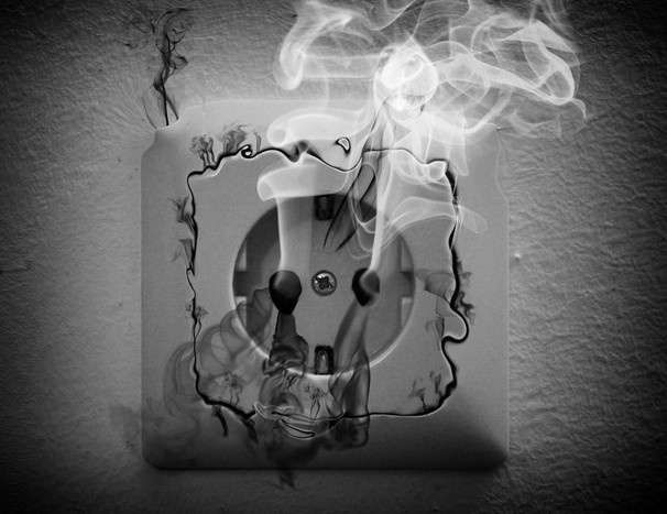 Электрик по  Ташкенту 24 / 7 Замыкание Замена Автоматов