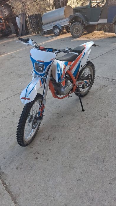 Vând Cross 250 Kayo