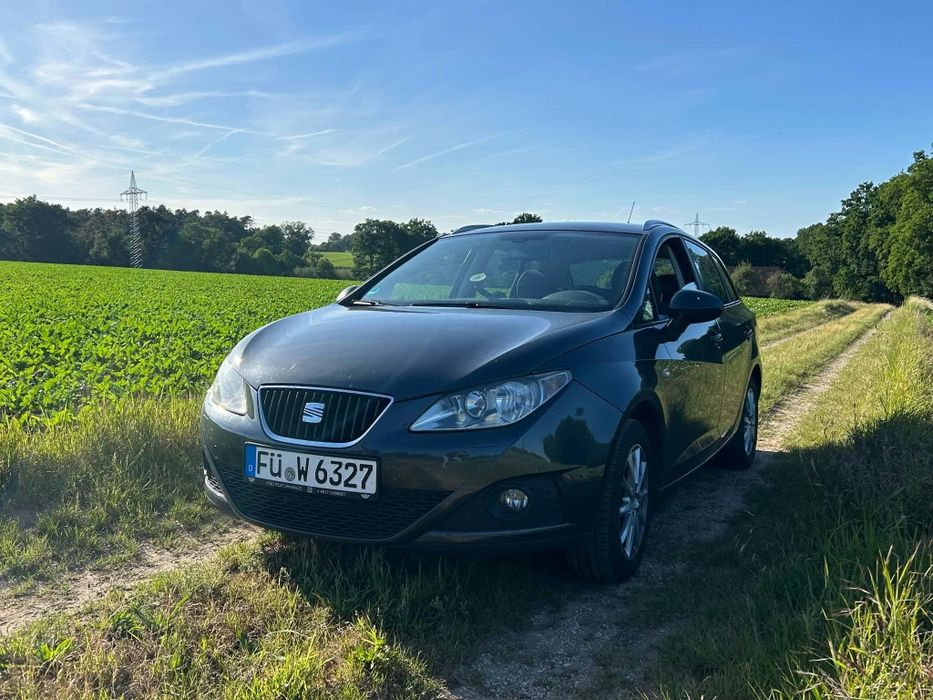SEAT Leon 2011 — imagine 3