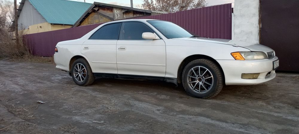 Продам машину тойота марк 2