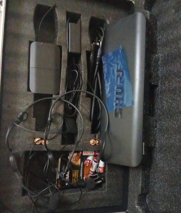 Микрафон на уши шур оригинал