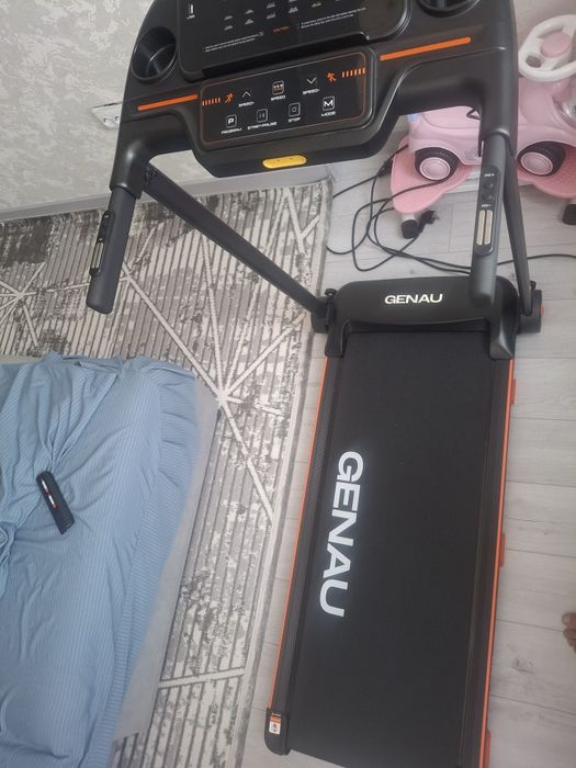 Беговая дорожка Genau