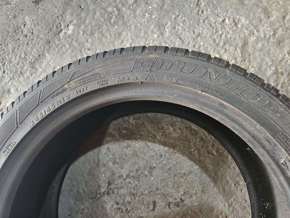 1x 245 45 19 m+s dunlop