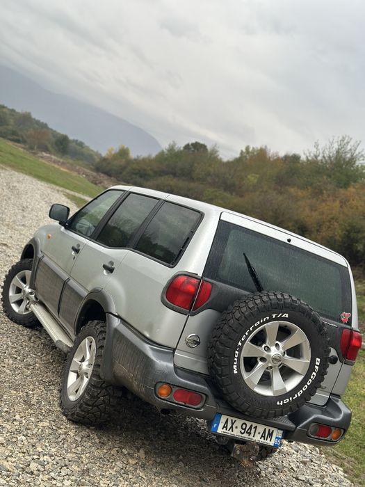 Nissan terrano 2.      2005.           3.0 diesel