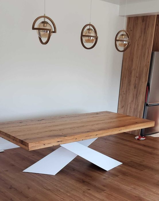 producător de mobilier premium metal + lemn