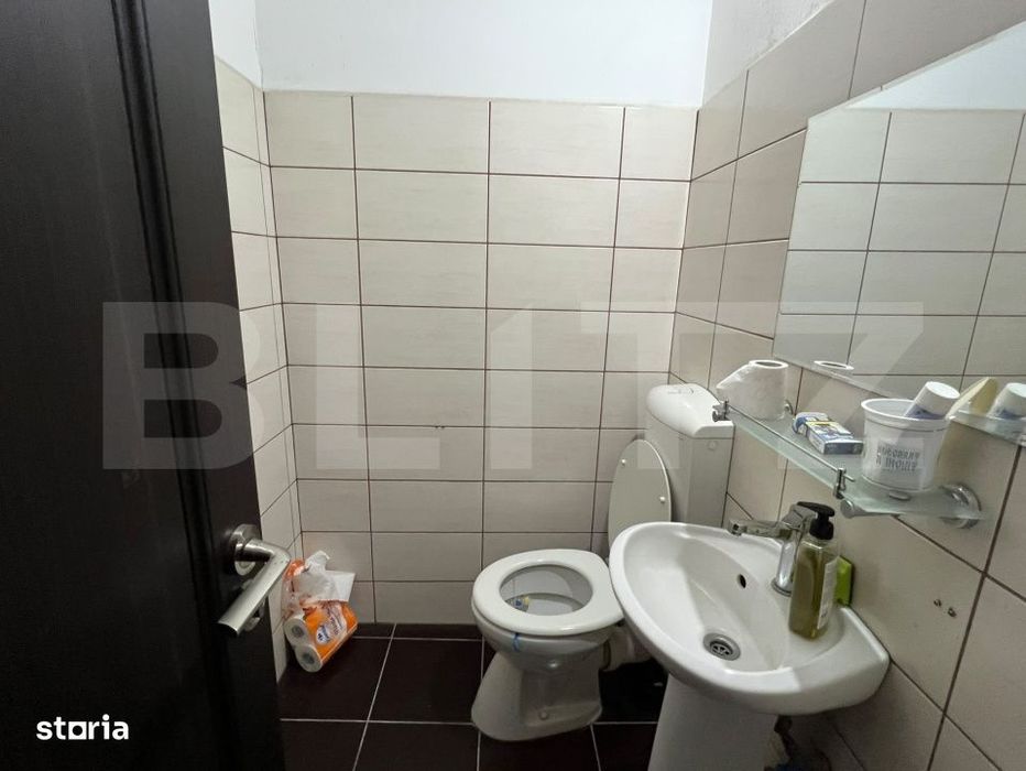 Spatiu comercial | 63 mp | Vitrina stradala
