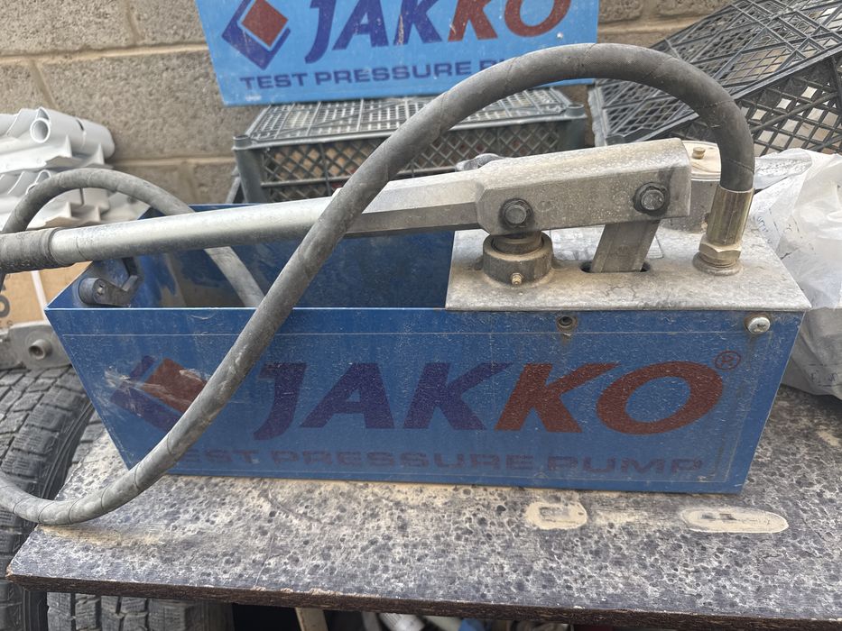 Гидравлический пресс для оппресовки