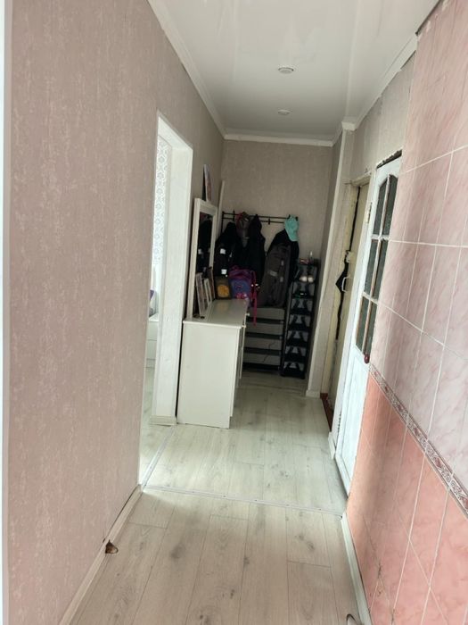 Продаётся 2х комнатная квартира.