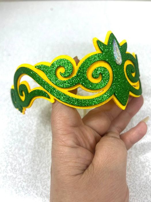 Тиара казахская, саукеле.