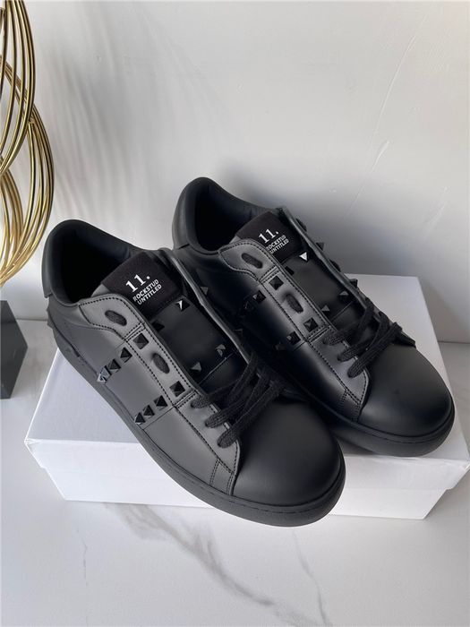 Valentino Garvani Open