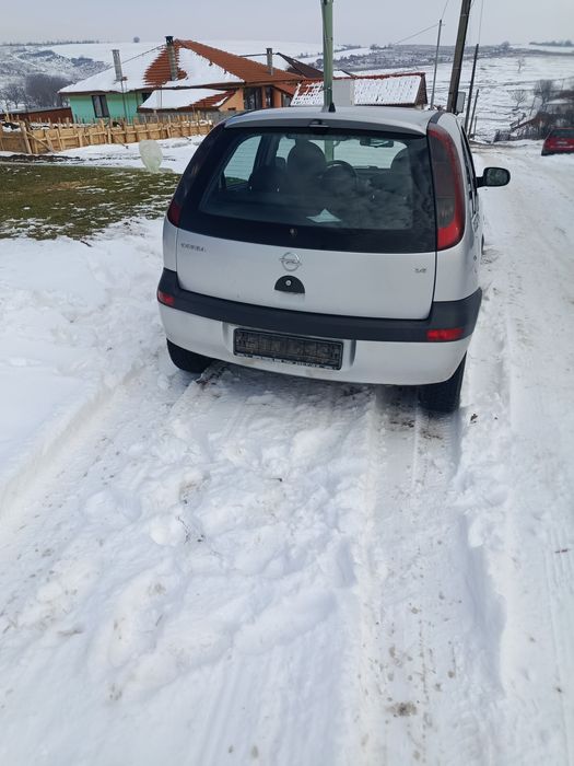 Продава се на Части Opel Corsa C