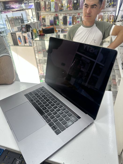 MacBook Pro 2019