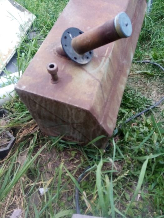 Топливный бак дополнительный