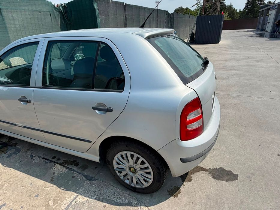 Skoda Fabia 1.4 16V Benzină