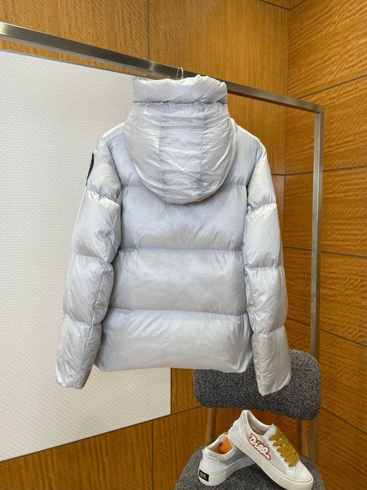 Geaca cu puf Canada Goose Premium