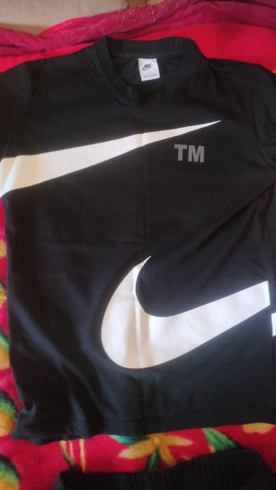 Compleu Nike pantaloni scurti tricou