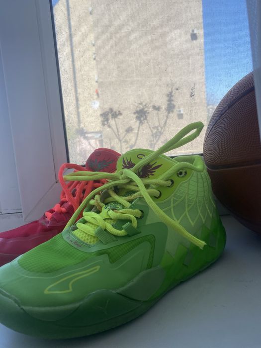 баскетбольные кроссовки