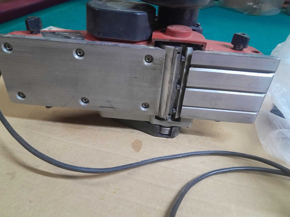 продам электрорубанок б/у