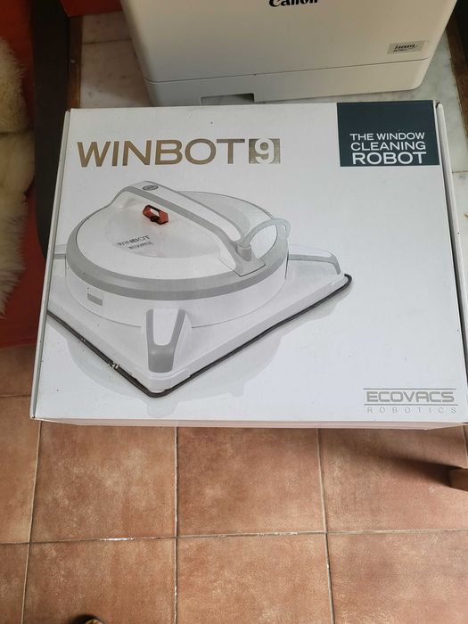 Robot de curatat geamuri  Winbot 9