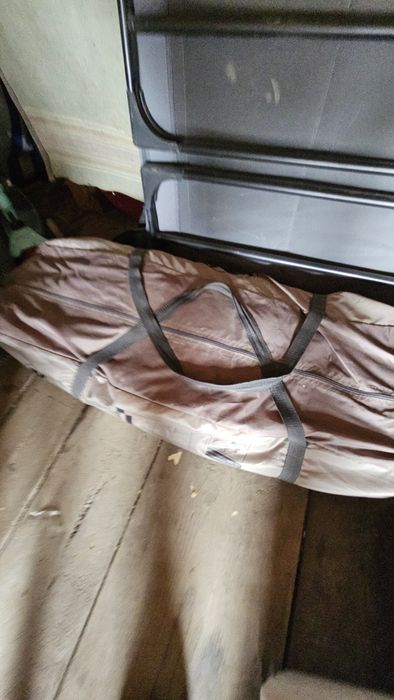 Продам палатку тент