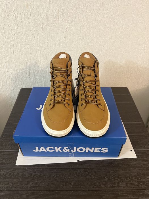 НОВИ - Jack & Jones 12296385
