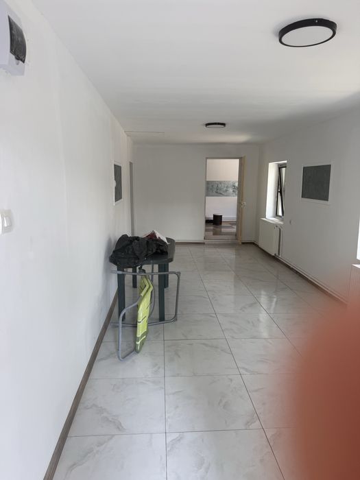 Vand Casa  340 m2 ,90 mii euro zona pompieri