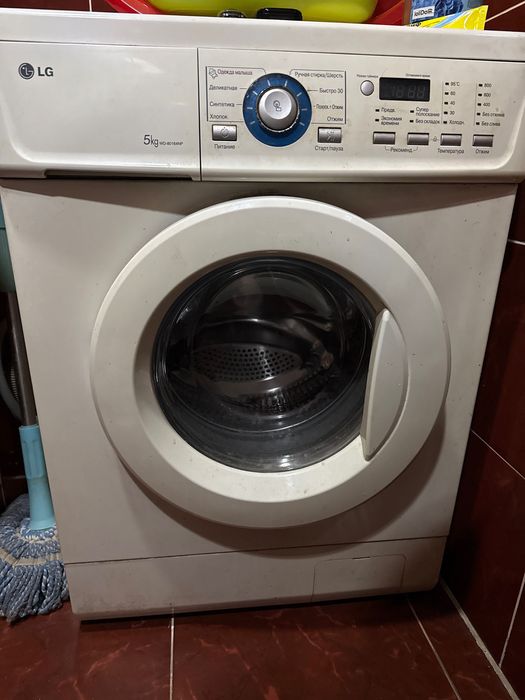 Продаю стиральную машинку