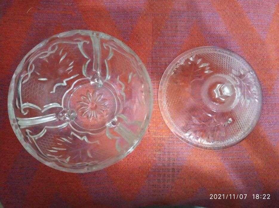 Ваза-сахарница из стекла