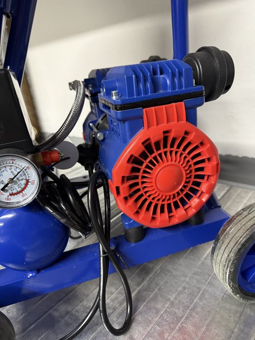 Pompa glet 220v golband tinci var vaurit airless zugravit gleturi noi