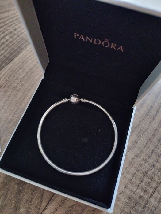 PANDORA продам коллекцию