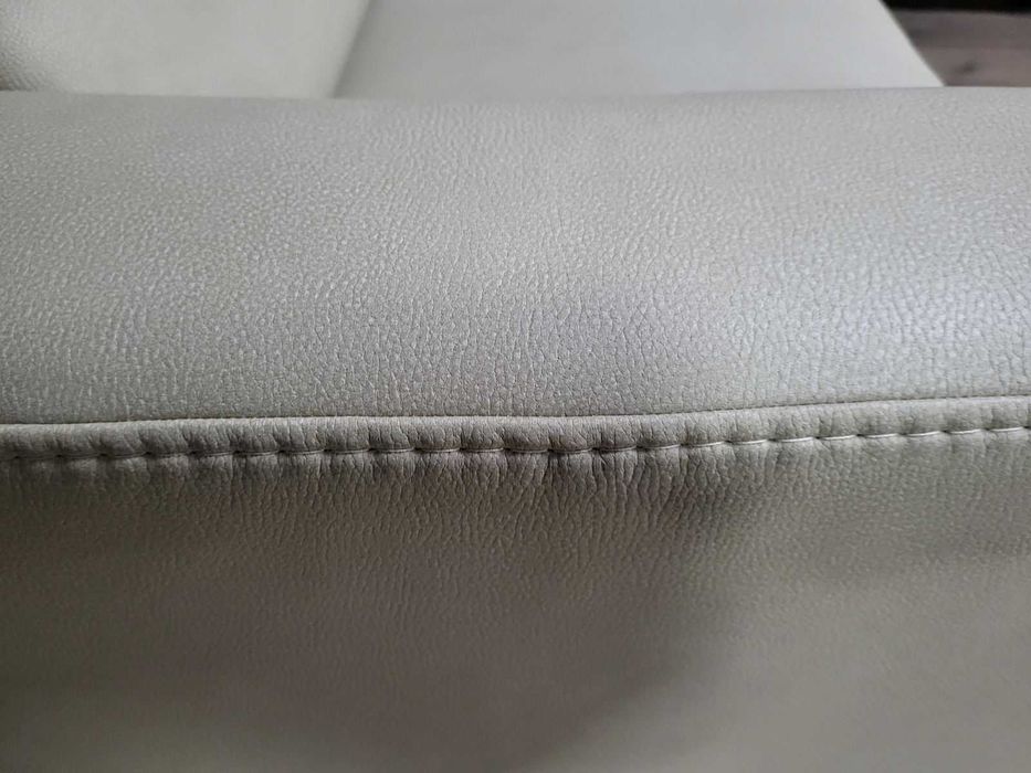 Кремав кожен комплект дивани две двойки HUKLA KS473120