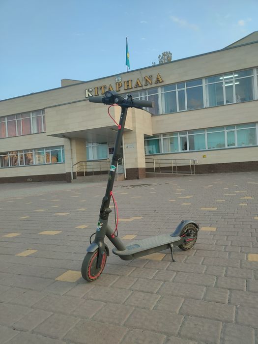 Электро самокат AOVOPRO ES80