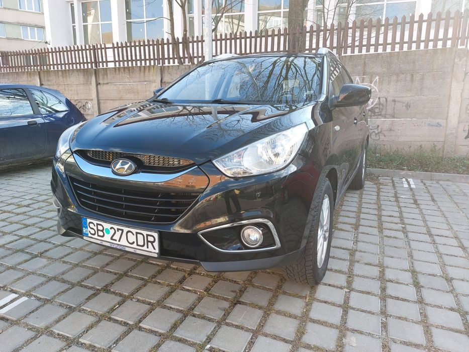 HYUNDAI ix35 2012 — imagine 2
