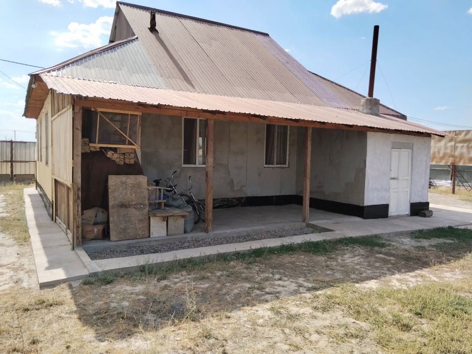 Дом рядом с  трассой