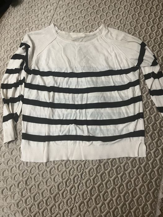 Отдам женские вещи