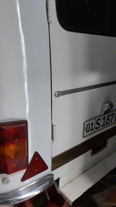 Микроавтобус фудтракт кухня на колёсах