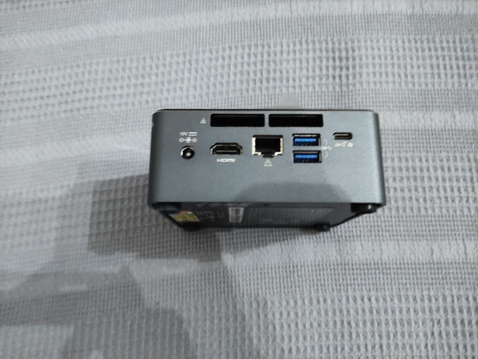 Мини ПК Intel NUC 7i3bnh с type C Windows 10 pro
