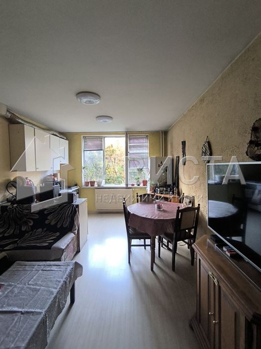 Дава се под наем Двустаен апартамент в София, Банишора - 68 кв.м за 397 € - Снимка #1