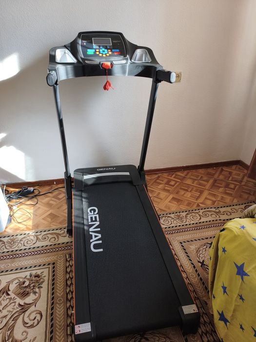 Беговая дорожка Genau TR50