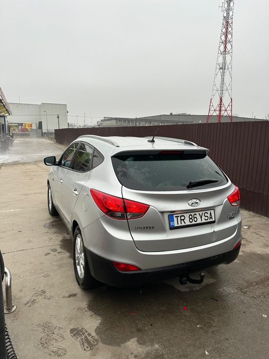 HYUNDAI ix35 2013 — imagine 2