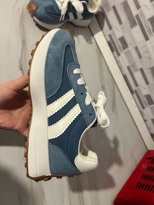 Adidași  dama.mar 37 la 170.lei.perechea Timișoara