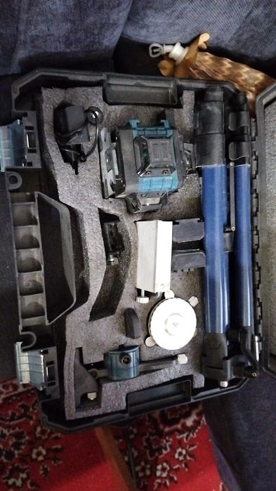 Продам лазерный уровень