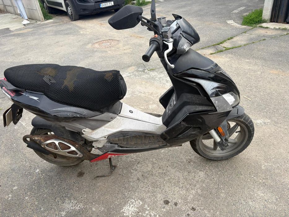 scuter aprilia sr 50
