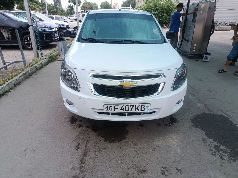 Chevrolet kobalt 2025 midnayt