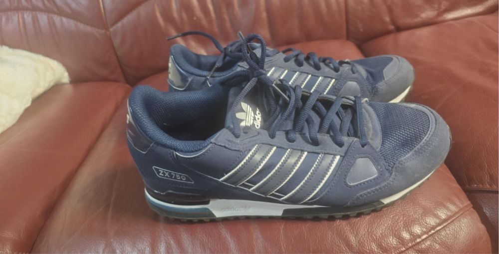 Adidas ZX750 42 номер