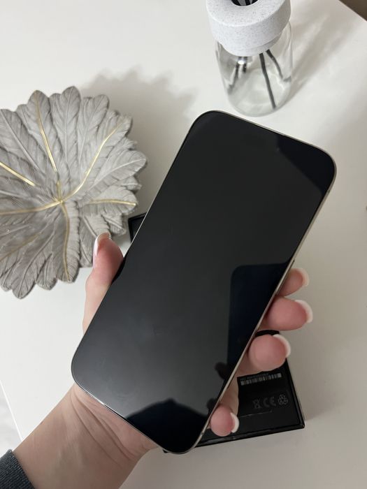 iphone 15 pro Natural Titanium