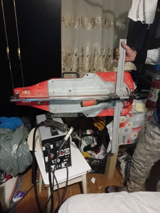 Aparat de sudura adus din Norvegia și mașina de gresie